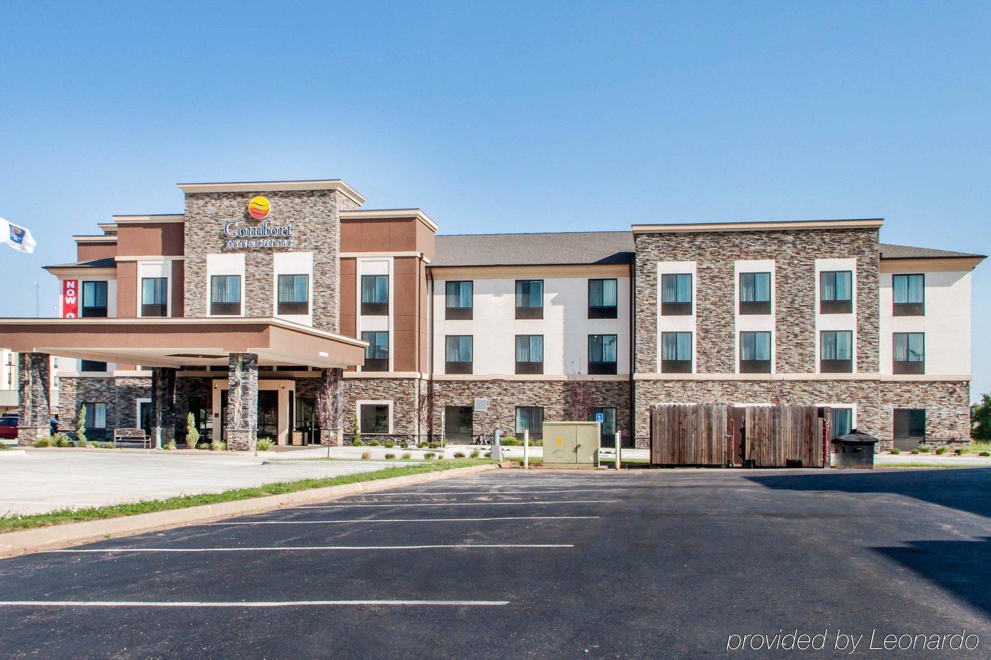 Comfort Inn & Suites Woodward Екстер'єр фото